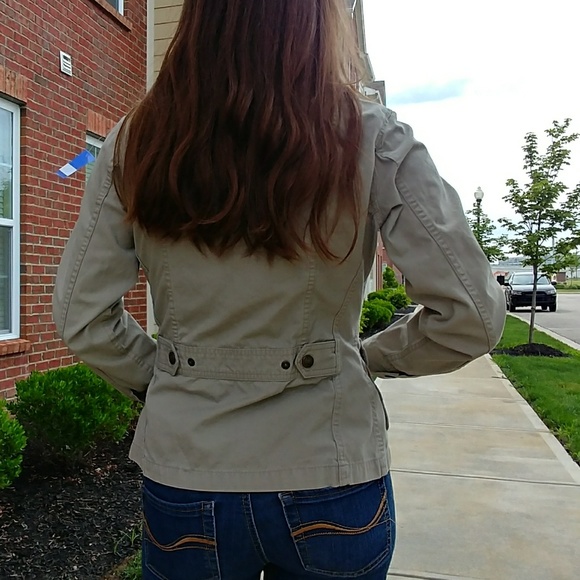 Eddie Bauer Jacket - Picture 2 of 8